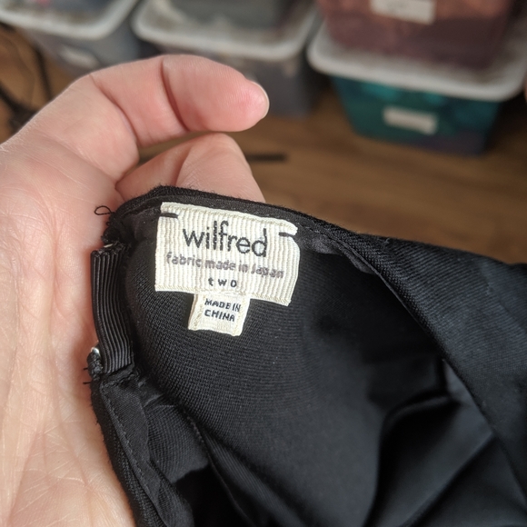 Aritiza Wilfred -  black dress - Picture 10 of 11